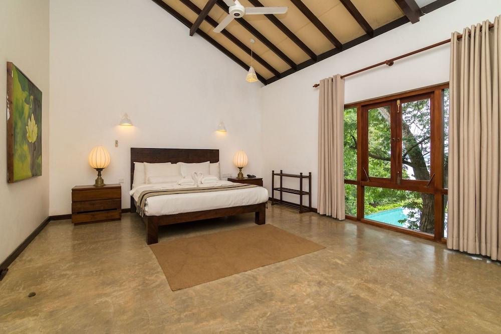 Roman Lake Ayurveda Boutique Resort - Level 1 Certified Ahungalla Esterno foto