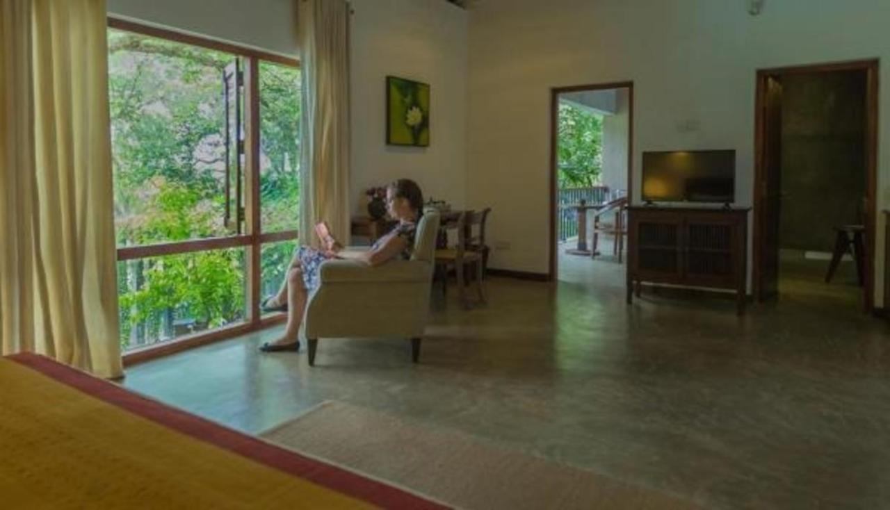 Roman Lake Ayurveda Boutique Resort - Level 1 Certified Ahungalla Esterno foto